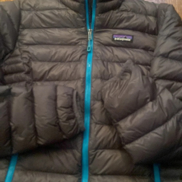 Patagonia women’s down jacket size S - Picture 2 of 4